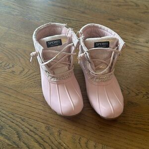 GUC toddler girls pink Sperry Boots size 10